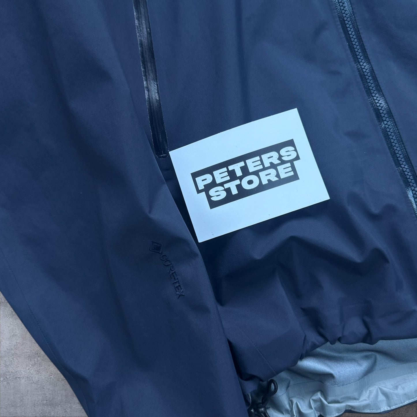 Arcteryx Dark Navy Medium Beta Jacket RRP £350