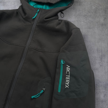 Arc’teryx Womens Hooded Fleece Lined Softshell Medium RRP £260