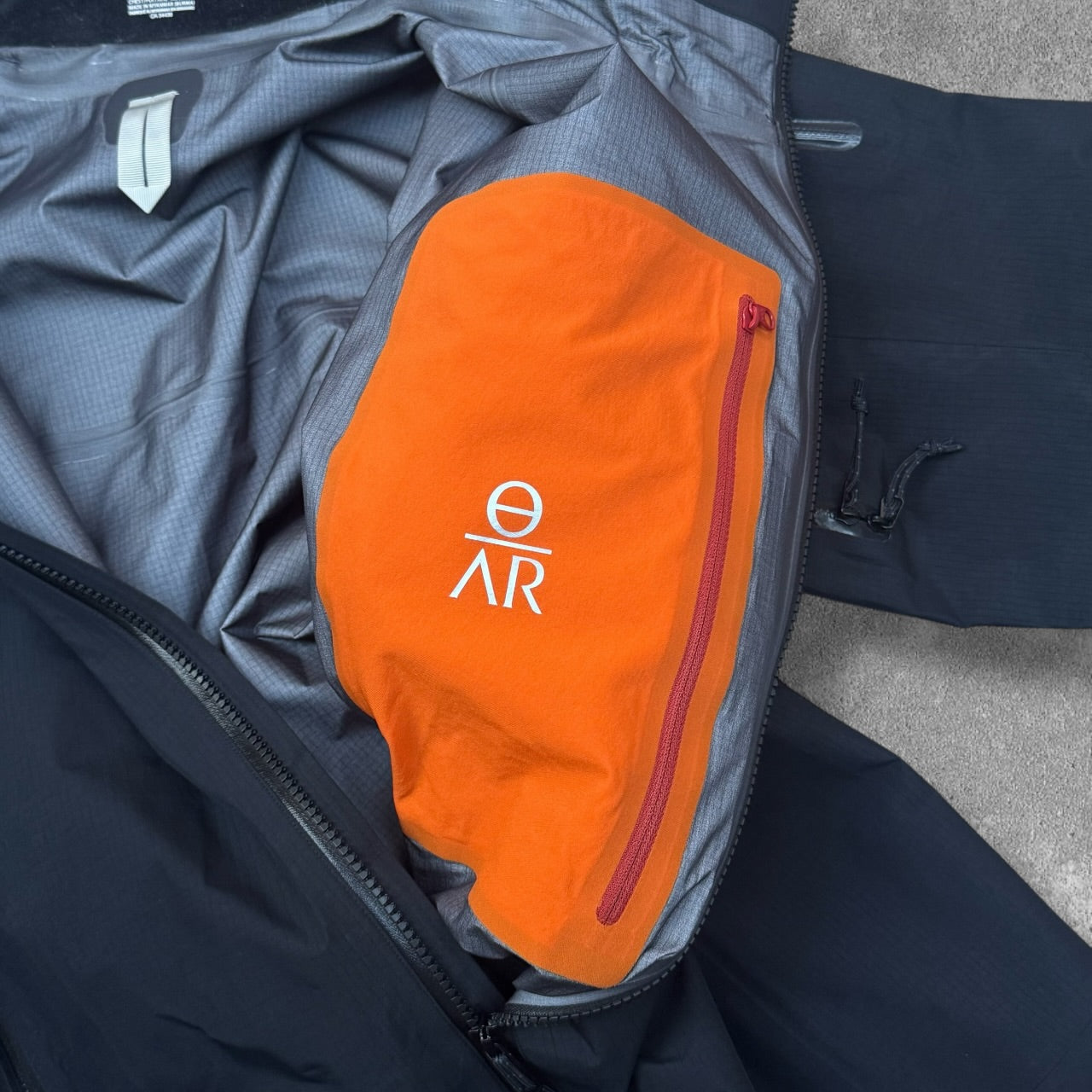 Arc'teryx Theta AR Gore-Tex Pro Medium Black Jacket RRP £650