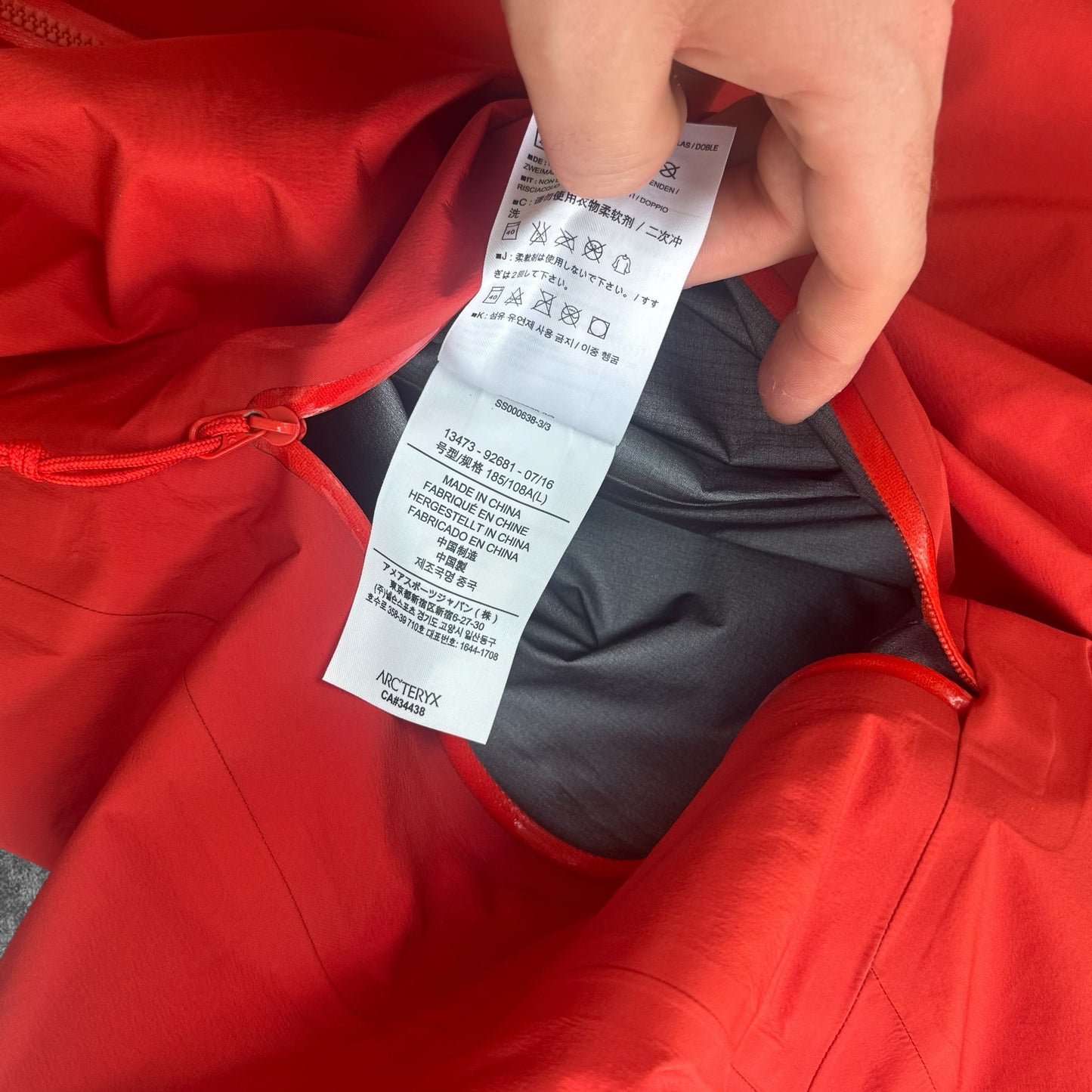Arc'teryx Beta LT Gore-Tex Pro Men's Large RRP £550