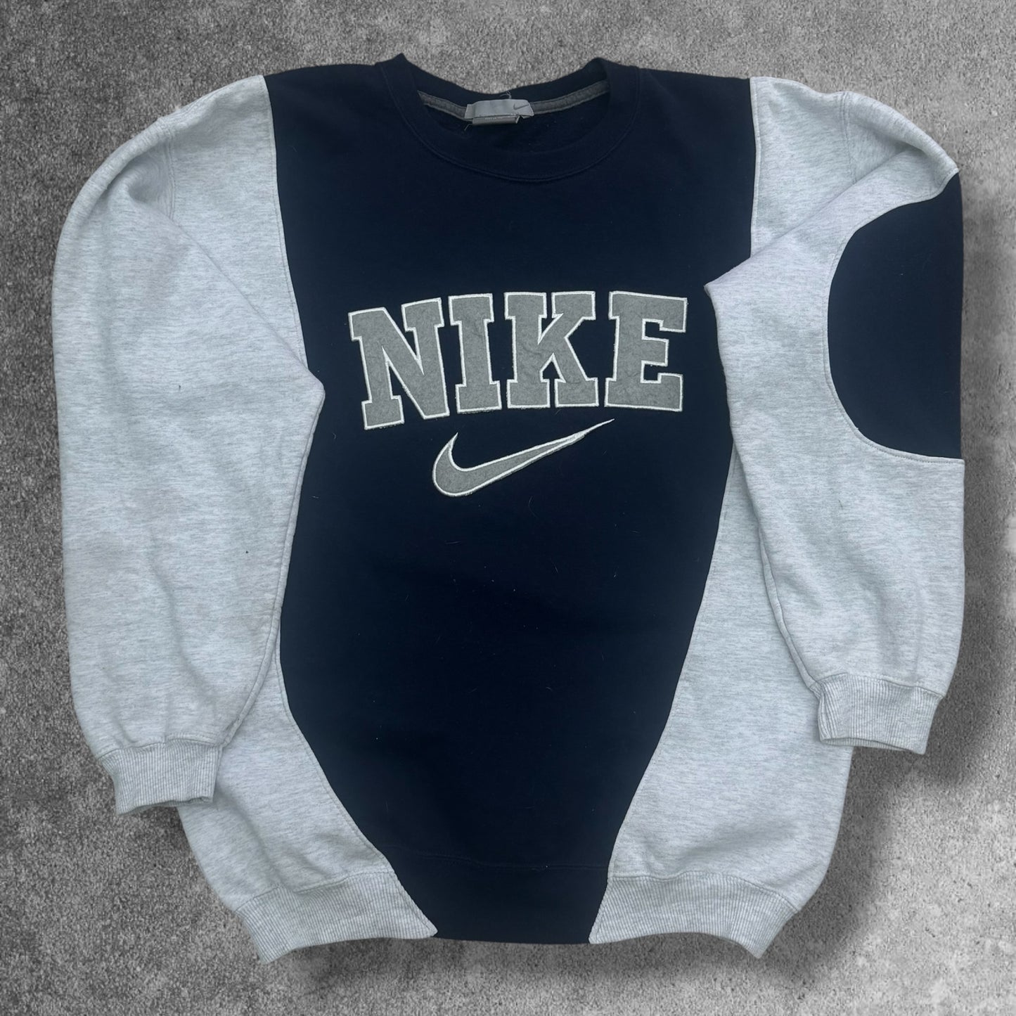 Nike Spellout Rework Jumper Men's Medium Body Fit RRP £45