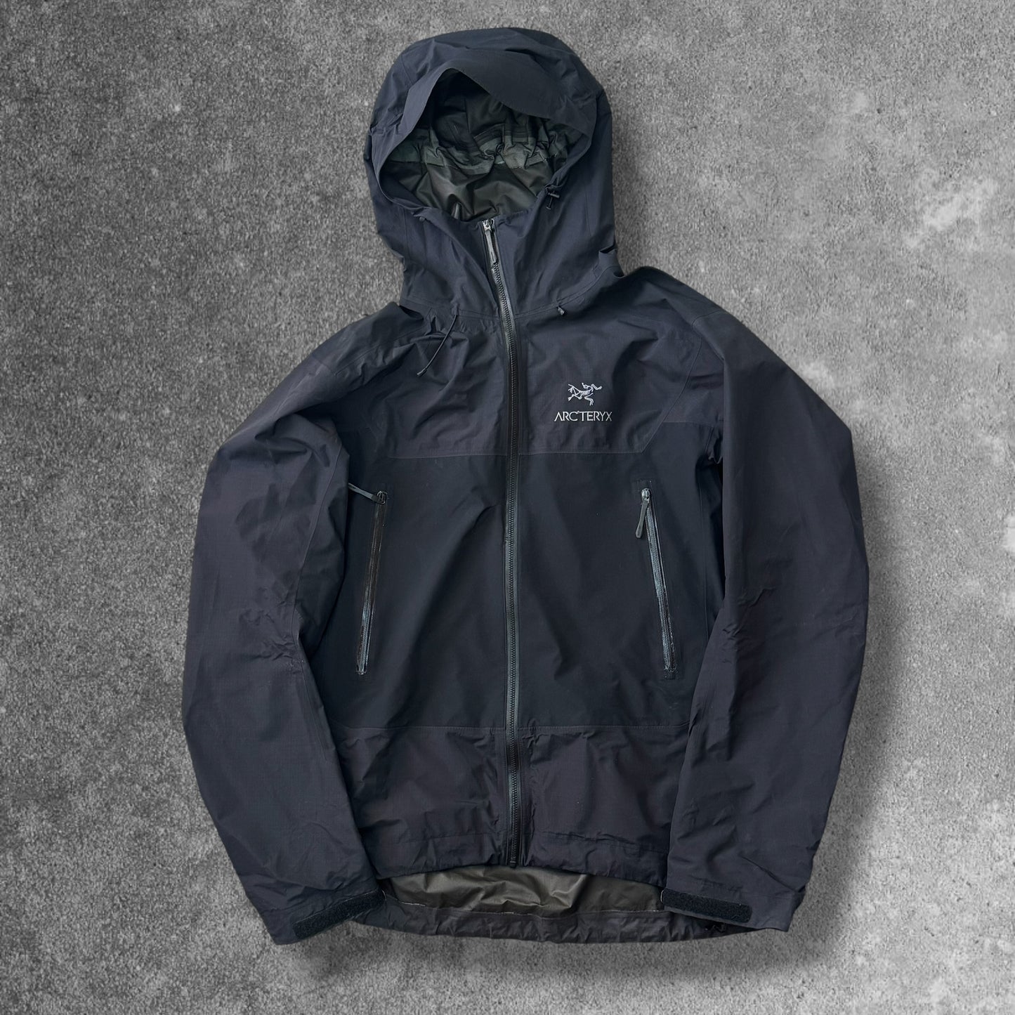 Arc'teryx Beta SL Hybrid Men's Large Black Gore-Tex RRP £450
