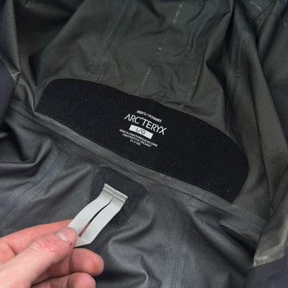 Arc’teryx Gore-Tex Ski Jacket – Large RRP £650