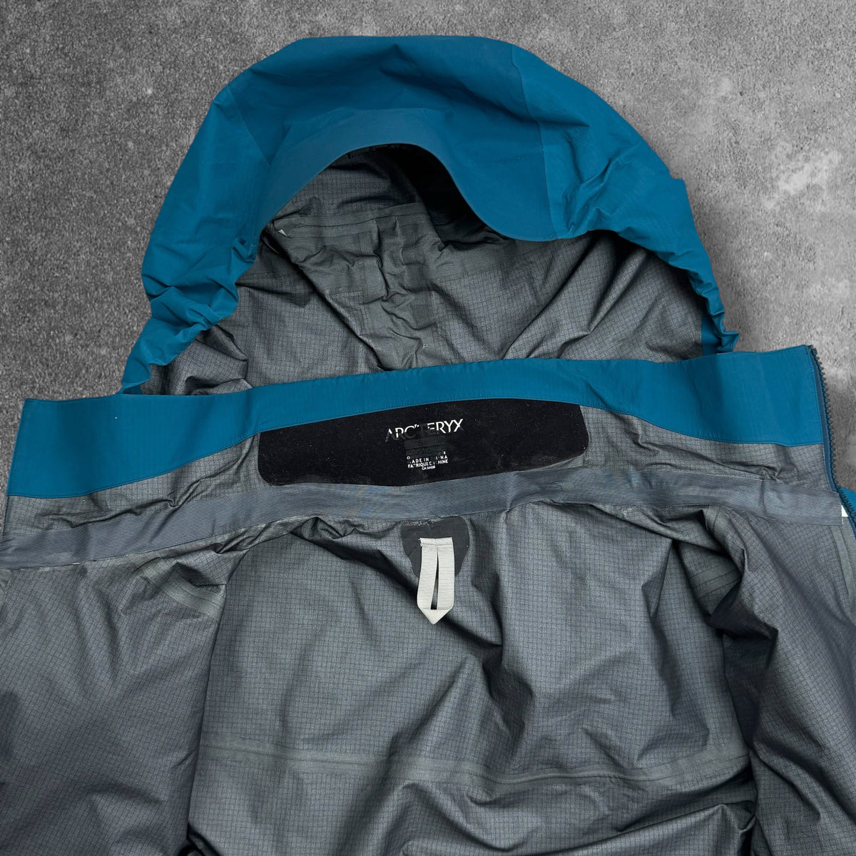 Arc'teryx Beta AR Small Blue Gore-Tex Pro RRP £650