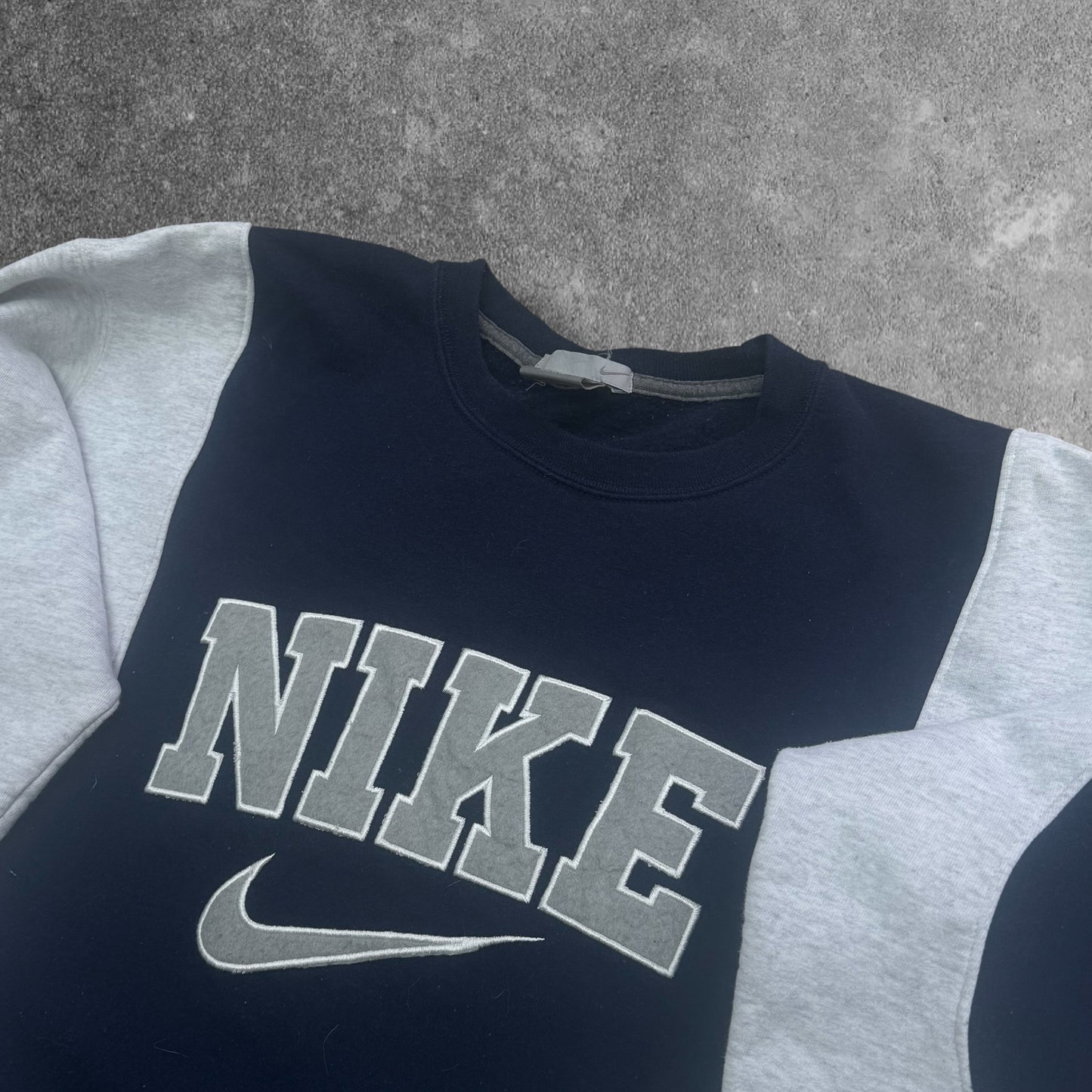 Nike Spellout Rework Jumper Men's Medium Body Fit RRP £45