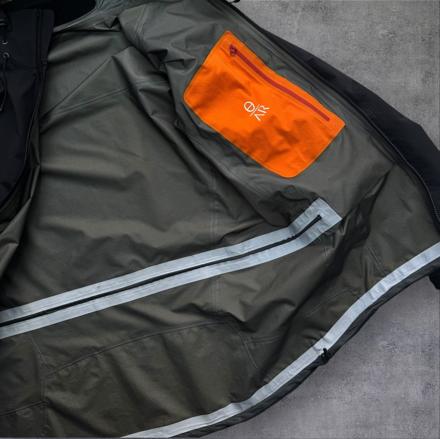 Vintage Arcteryx Theta SV Jacket Large RRP £650