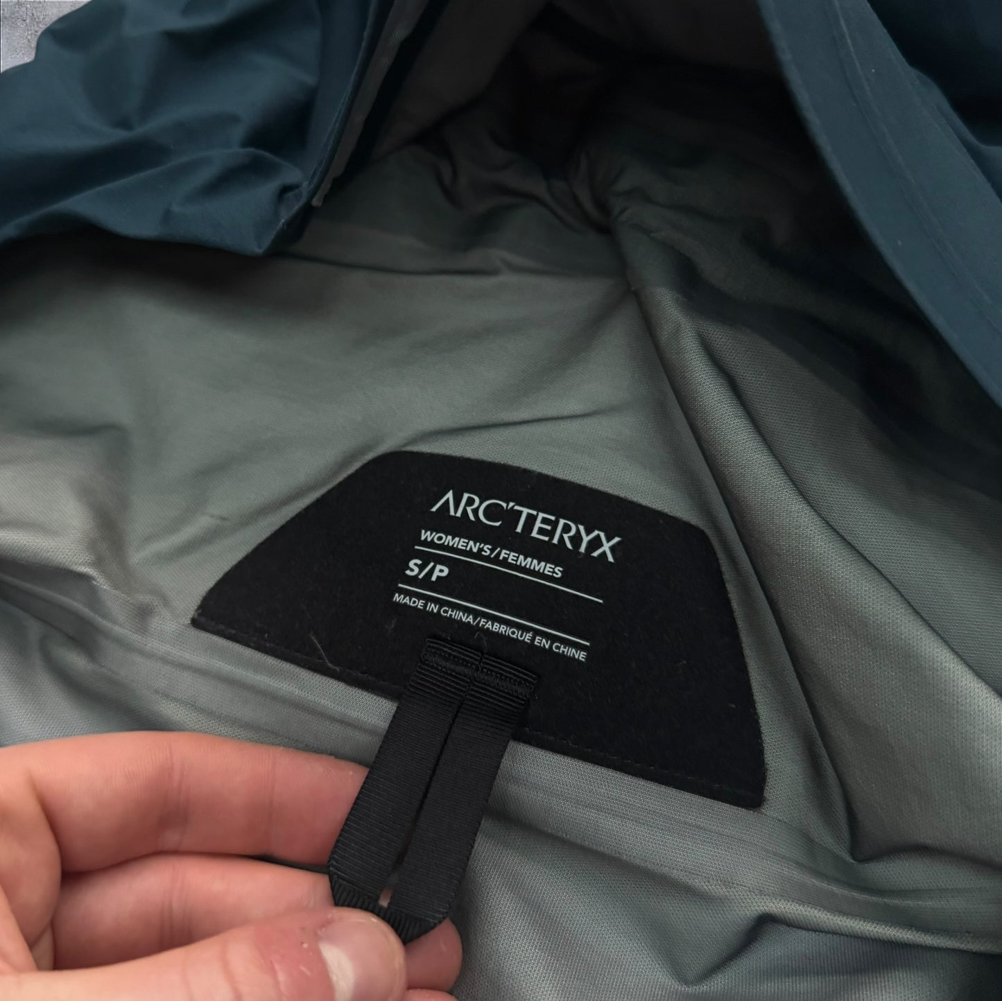 Arc’teryx Beta Women’s Small Goretex Dark Teal RRP £350