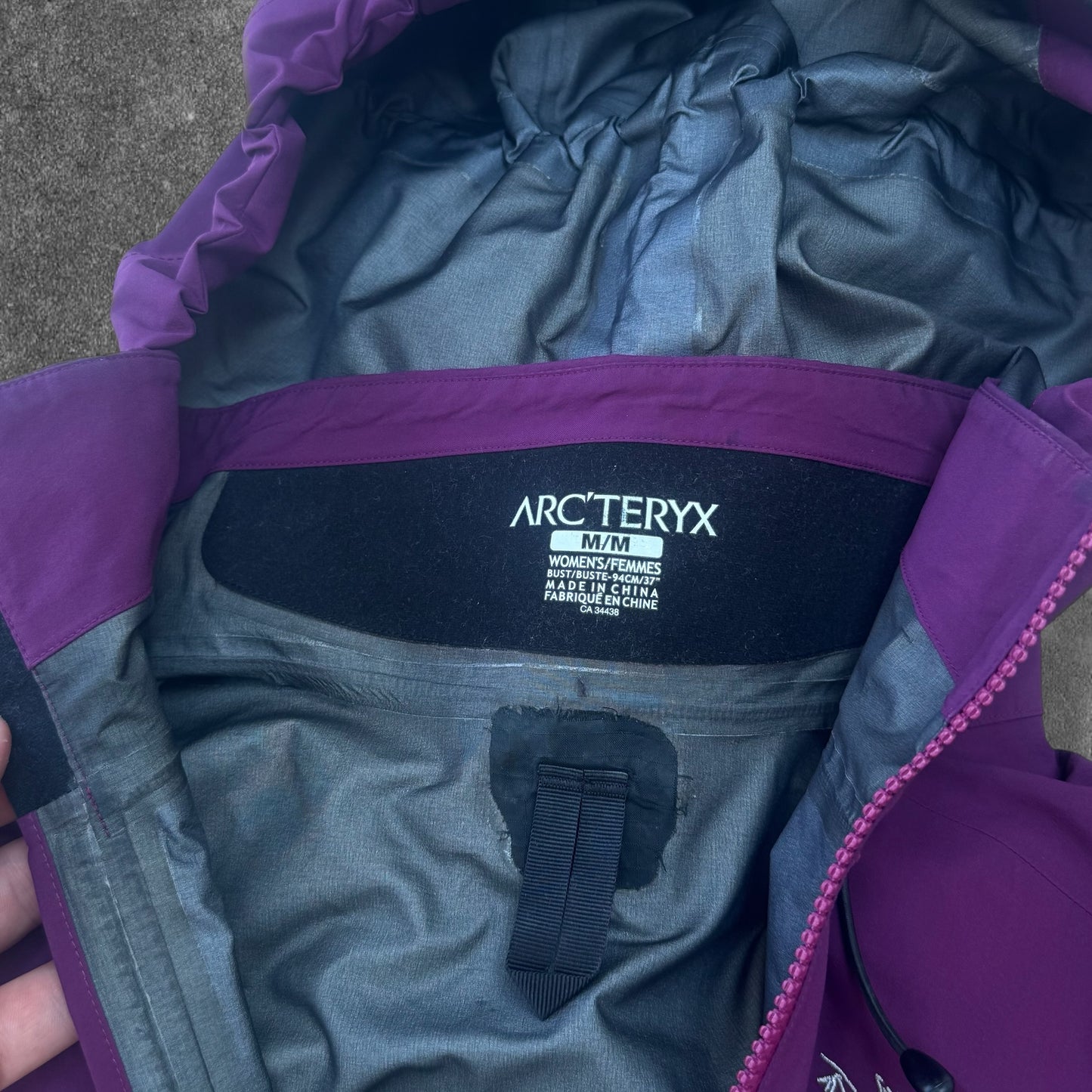 Arc'teryx Beta AR Gore-Tex Pro Jacket Women's Medium Pink Purple RRP £650