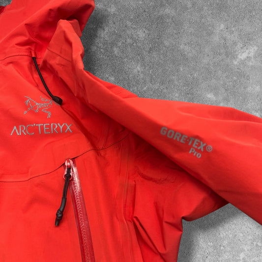Arc'teryx Beta LT Jacket Gore-Tex Pro Red Women's Small RRP £550