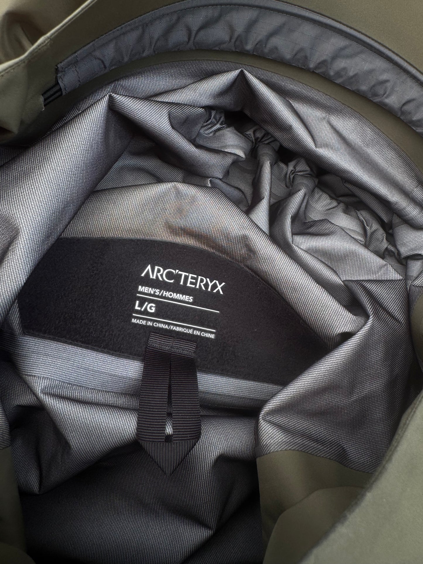 Arc'teryx Beta LT Gore-Tex Jacket Size Large RRP £550