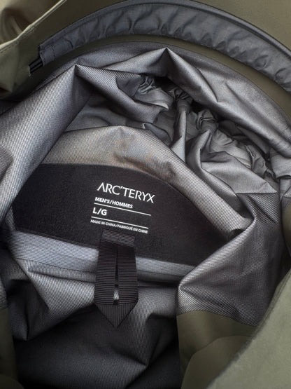 Arc'teryx Beta LT Gore-Tex Jacket Size Large RRP £550