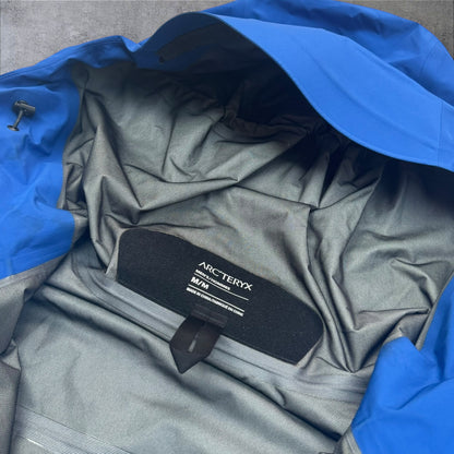 Arc’teryx Beta LT Vitality Blue Size Medium RRP £550+