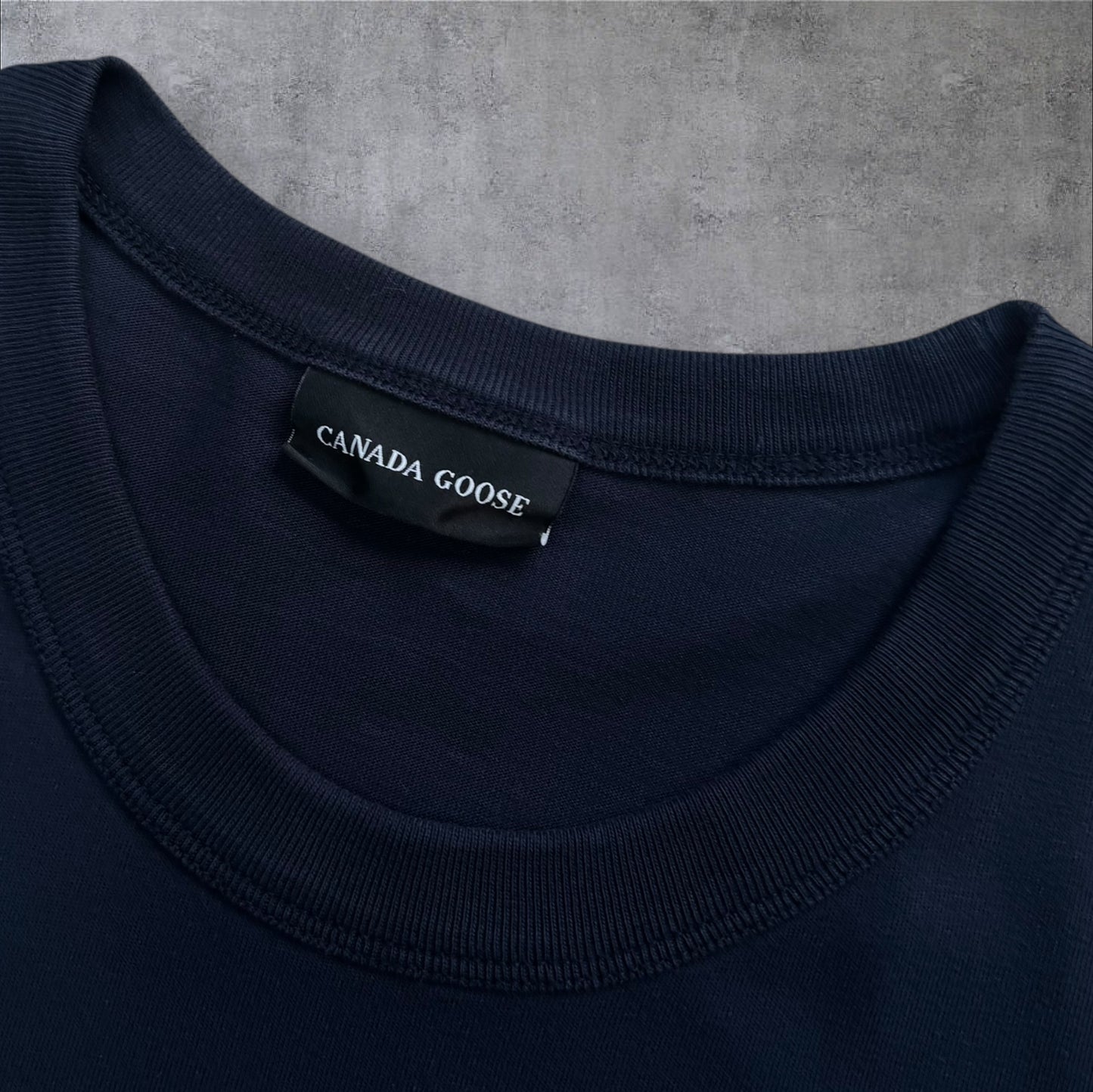 Canada Goose Navy T-Shirt Large RRP £150