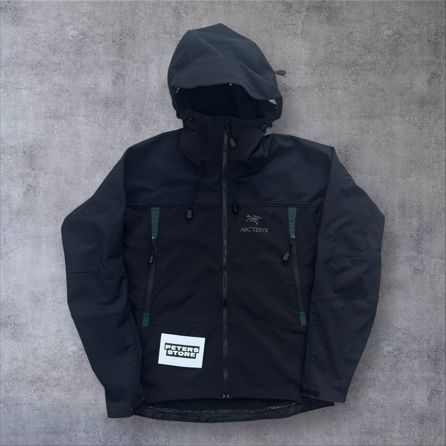 Vintage Arc’teryx Gamma MX Hooded Softshell RRP £300