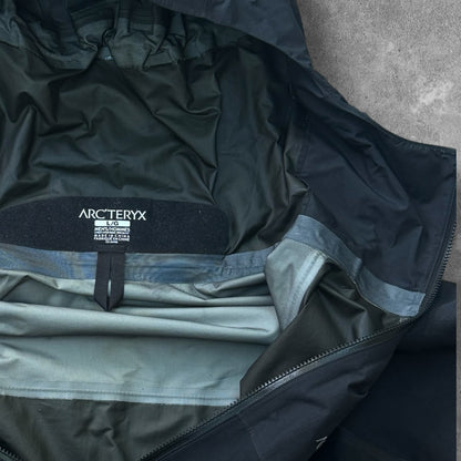 Arc'teryx Beta SL Hybrid Men's Large Black Gore-Tex RRP £450