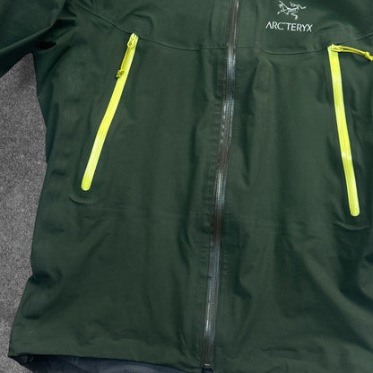 Arc'teryx Beta LT Large Dark Green Khaki Reflective RRP £550