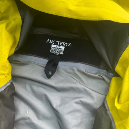 Arc’teryx Beta SL Hybrid Goretex Jacket Size Small RRP £450
