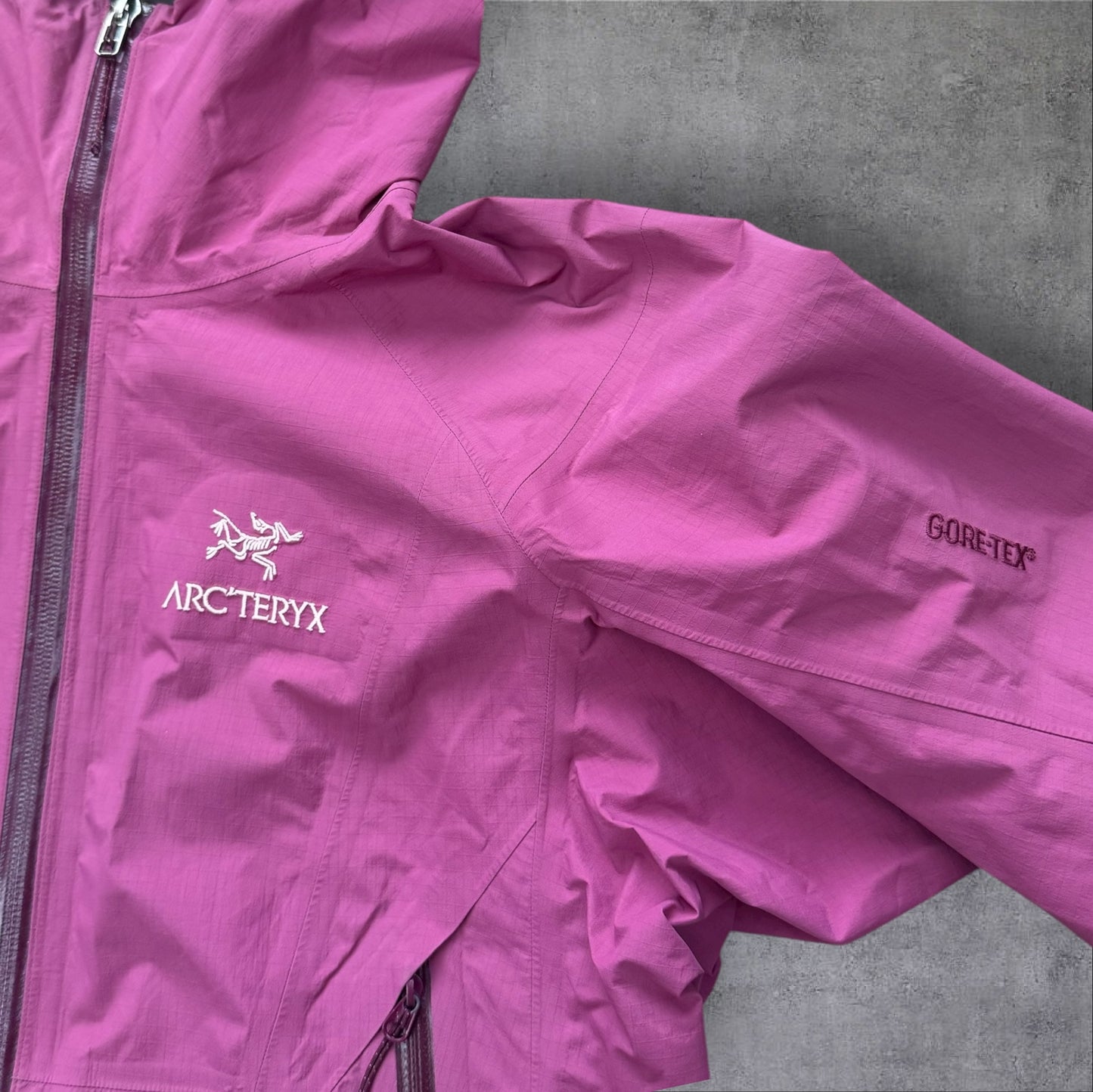 Arc’teryx Beta Goretex Jacket Women’s Medium (Pink) RRP £320+