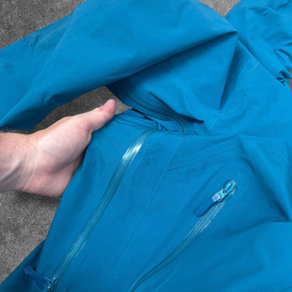 Arc'teryx Beta AR Gore-Tex Pro Jacket Blue Men's Medium RRP £650