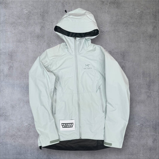 Arcteryx Women’s Large Beta SL White Goretex Jacket RRP £400