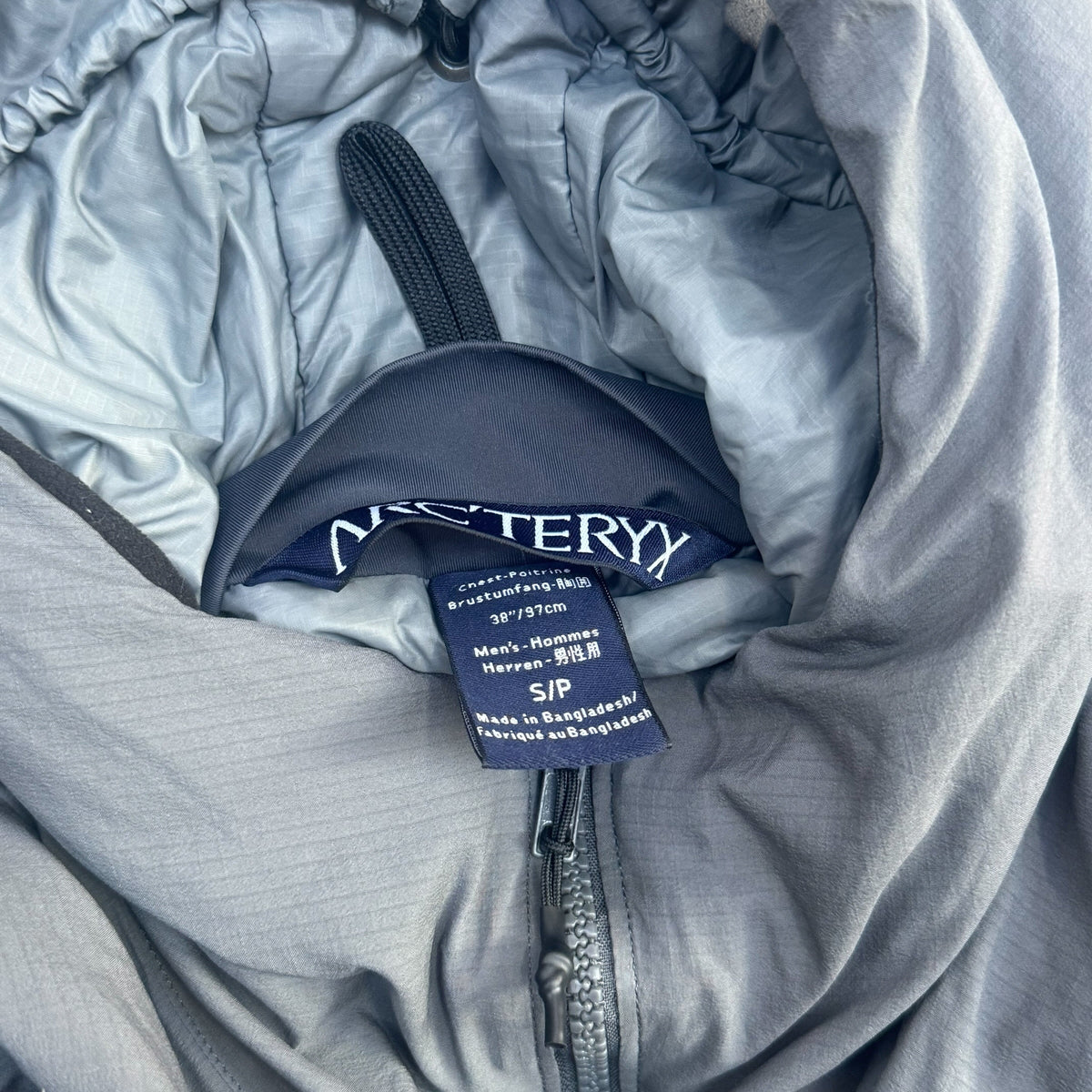 Arc'teryx Atom SV LEAF Jacket Men's Small Fits Medium RRP £350