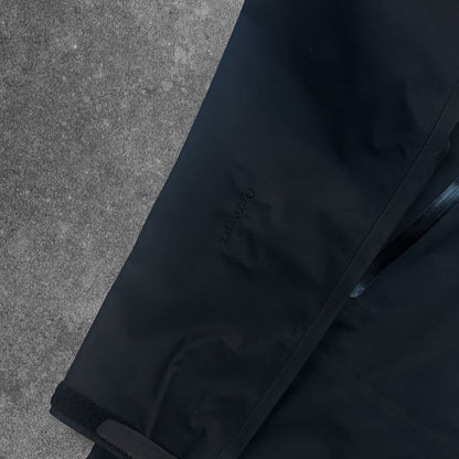 Arc'teryx Beta Gore-Tex Jacket Medium Black 2024 RRP £400