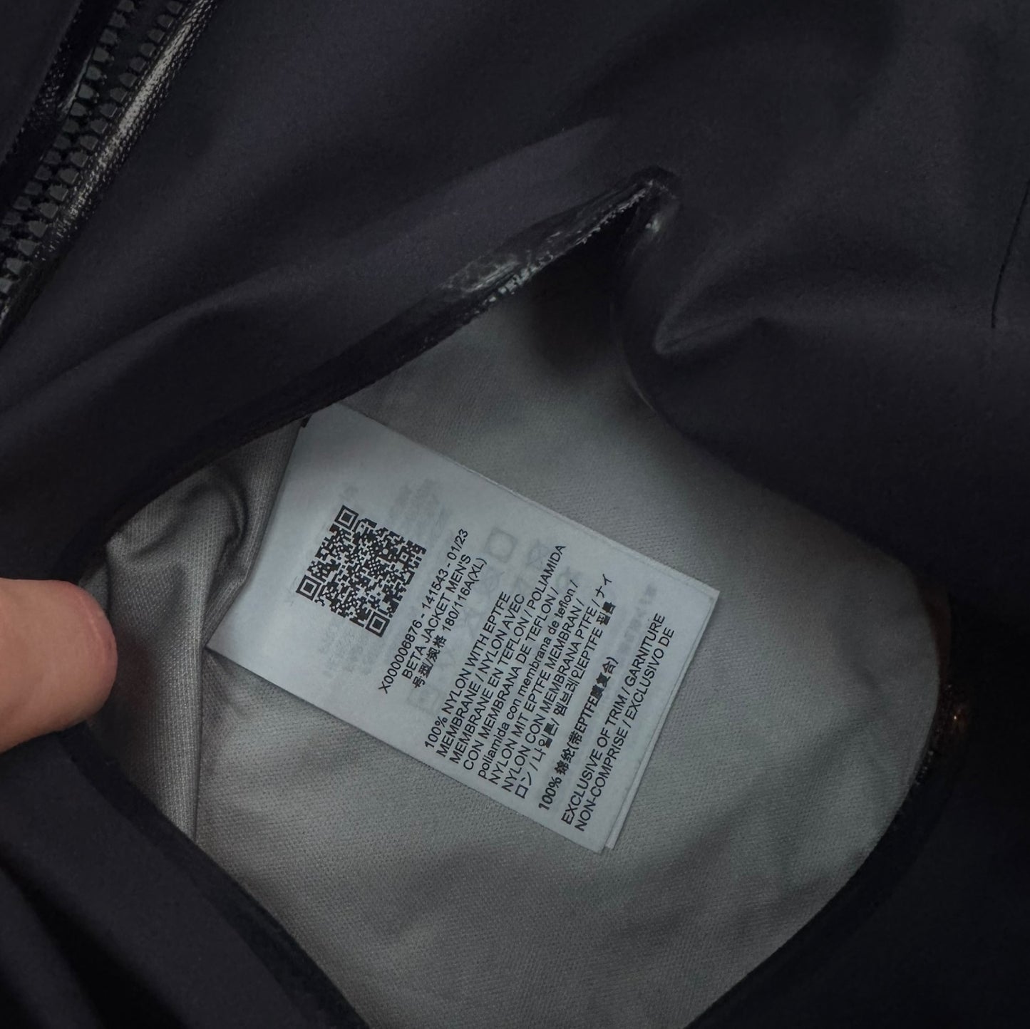Arcteryx Beta Goretex Jacket Navy Size XL RRP £550