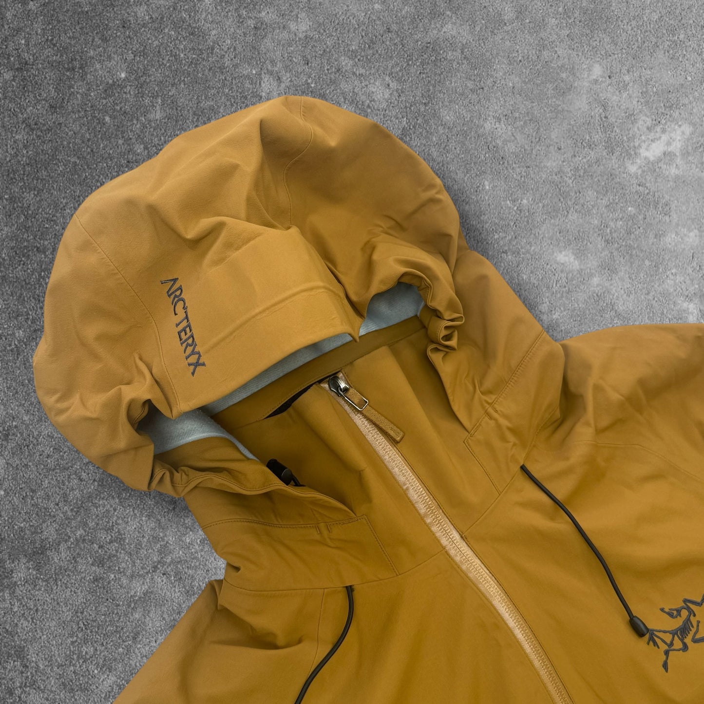 Arc'teryx Cassiar Gore-Tex Jacket Men's XL Mustard RRP £600