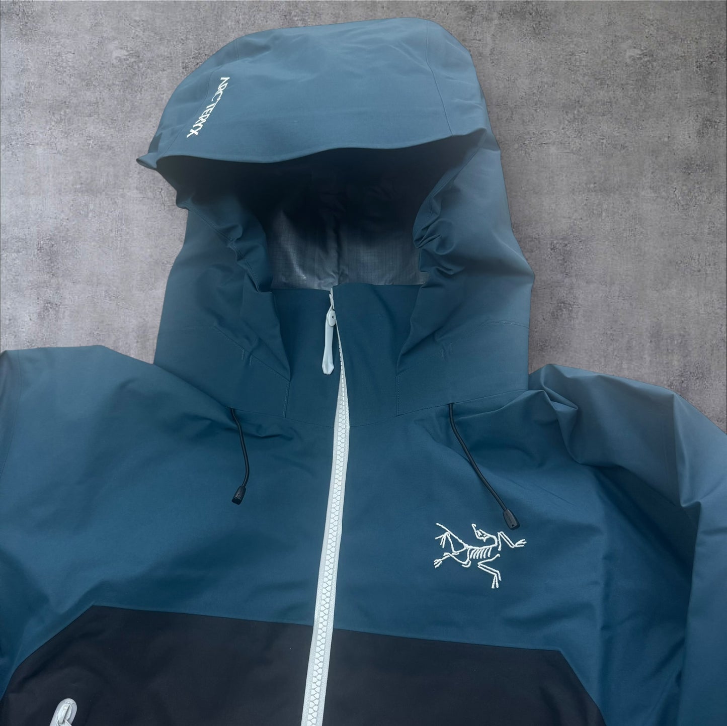 Arcteryx Beta AR Gore Tex Pro Jacket Size Large Lodestar Colourway RRP £600