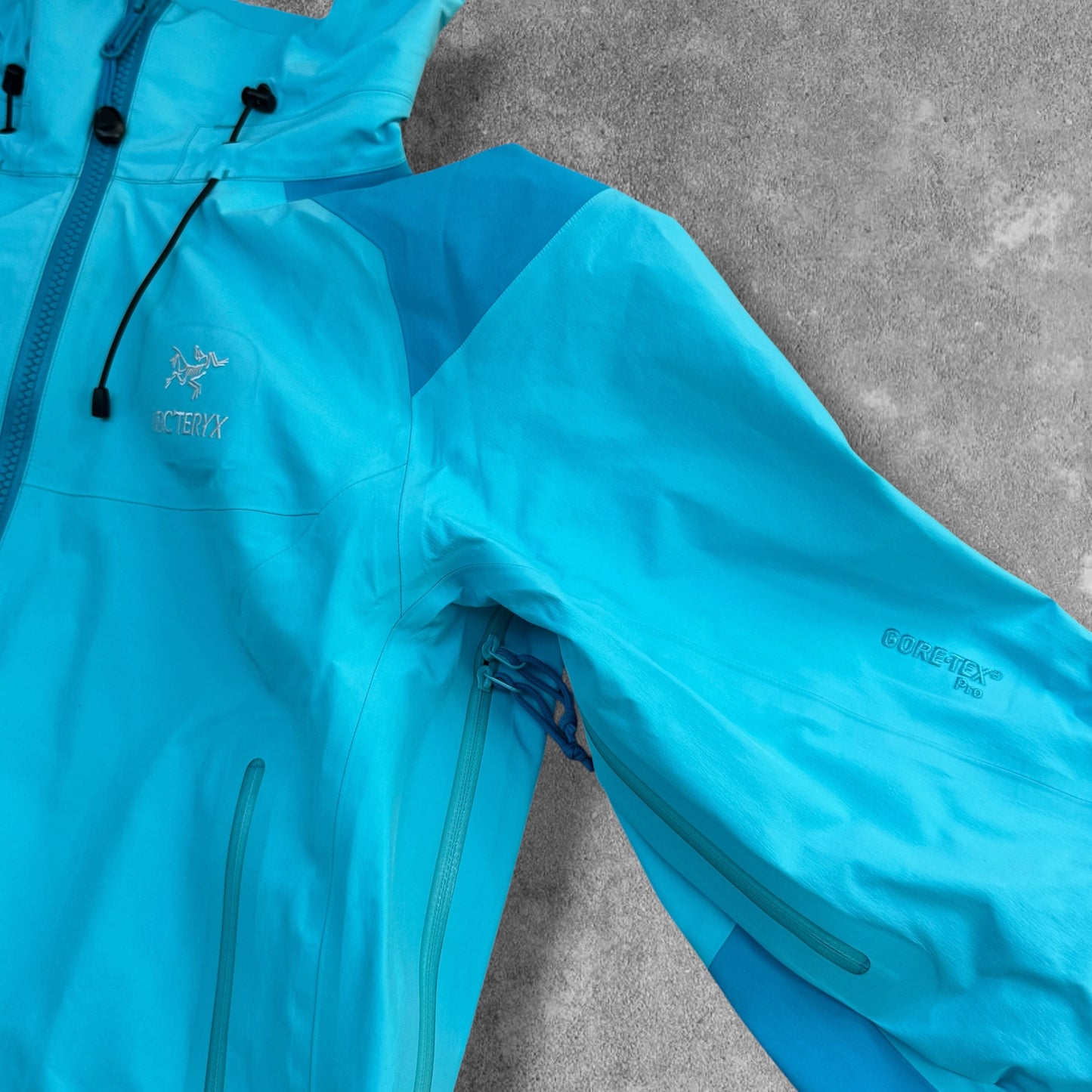 Arc'teryx Beta AR Gore-Tex Pro Jacket Women's Large RRP £650
