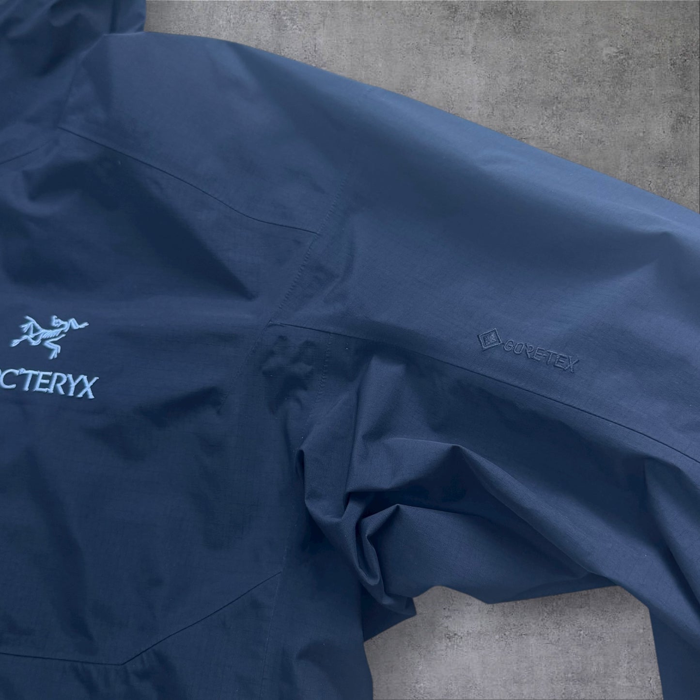 Arc’teryx Zeta Gore-Tex Jacket – Large RRP £350+