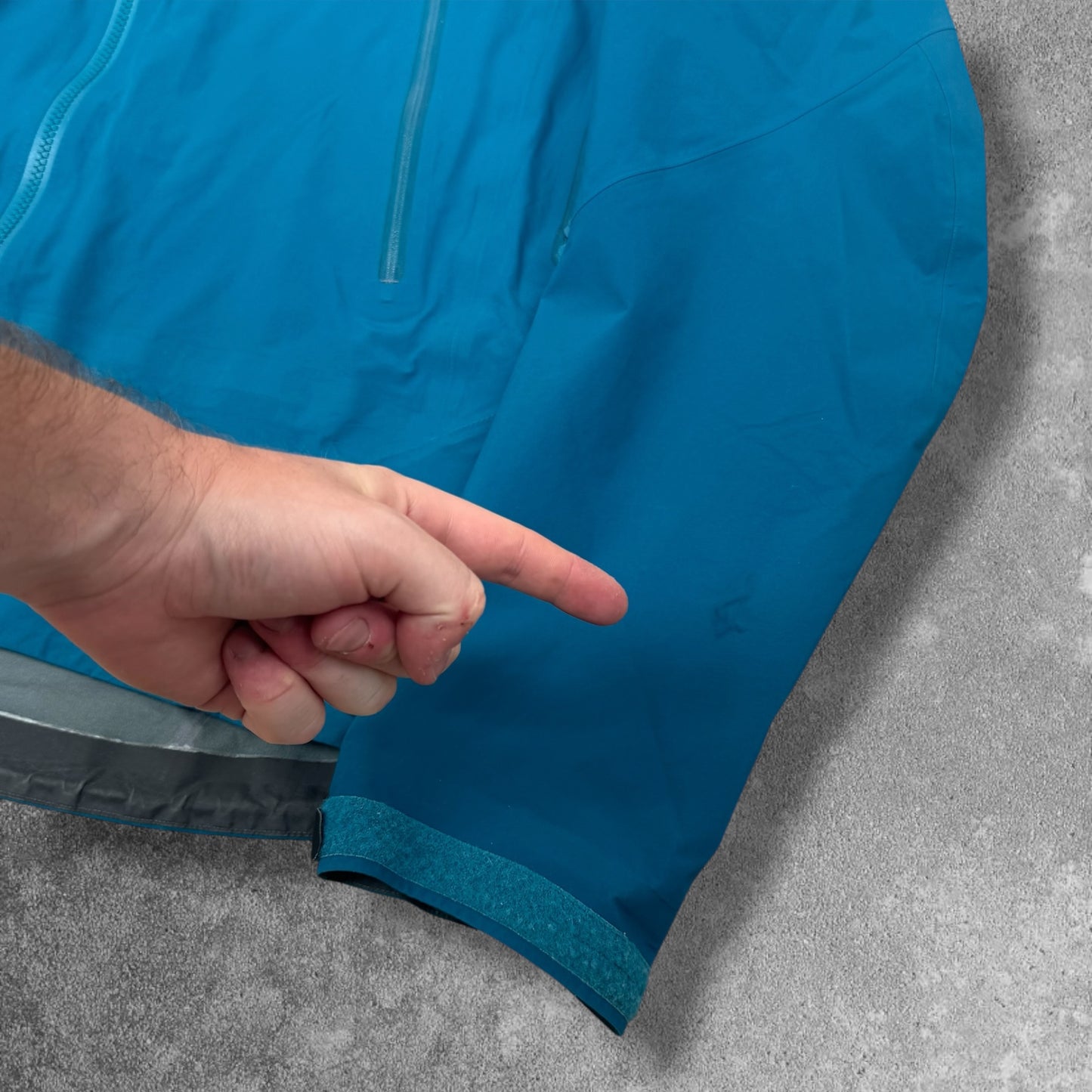 Arc'teryx Beta AR Gore-Tex Pro Jacket Blue Men's Medium RRP £650