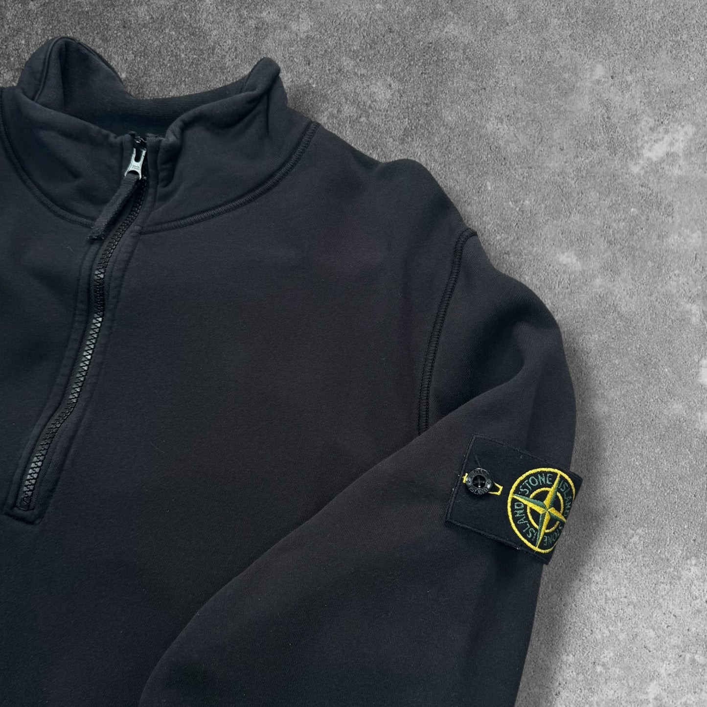 Stone Island Quarter Zip Size Large RRP £295