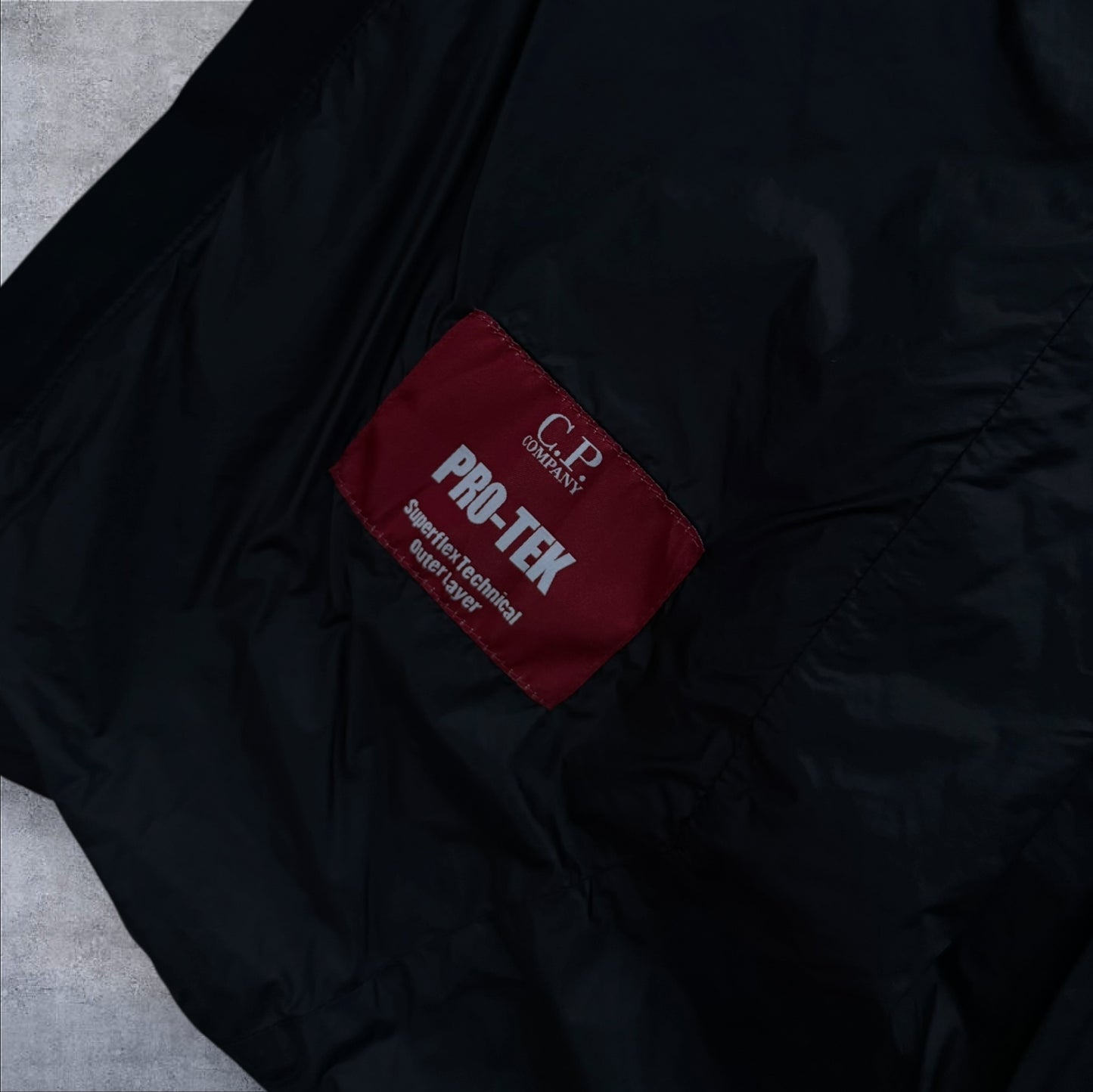 CP Company Pro Tek Insulated  Mask Jacket Full Zip Large RRP £525