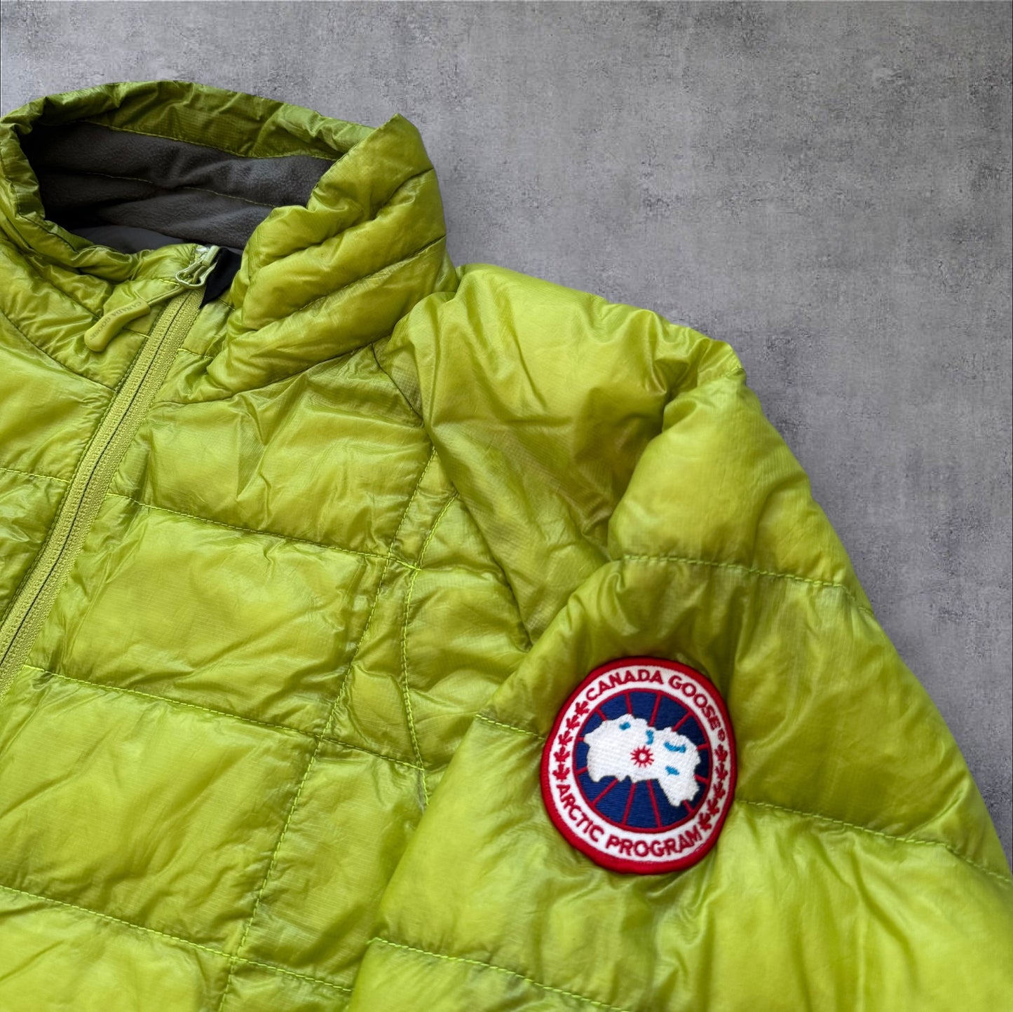 Canada Goose Hybridge Lite Neon Green Puffer Jacket Size XL RRP £595