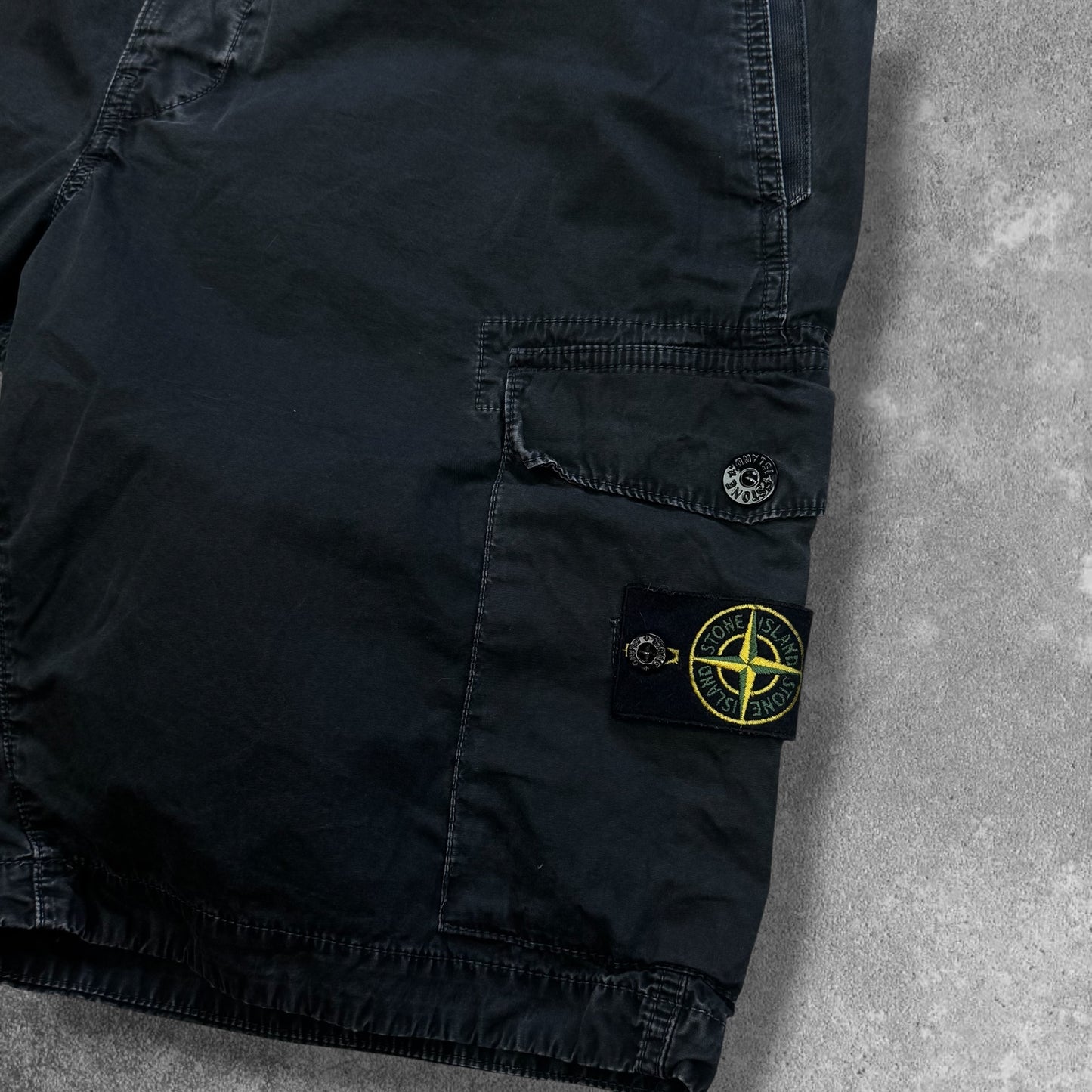 Stone Island Cargo Shorts W38 Black Garment Dyed RRP £285