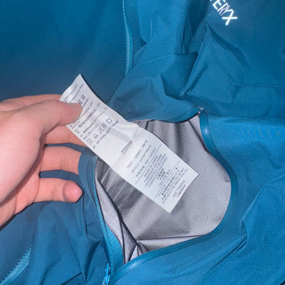 Arc’teryx Beta LT Jacket Men’s XL Blue Gore-Tex Pro RRP £500+