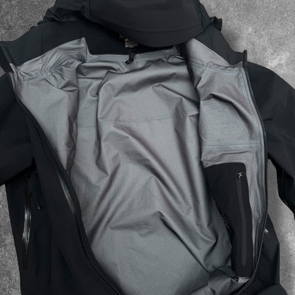 Arcteryx Beta AR Goretex Pro Jacket Medium RRP £600