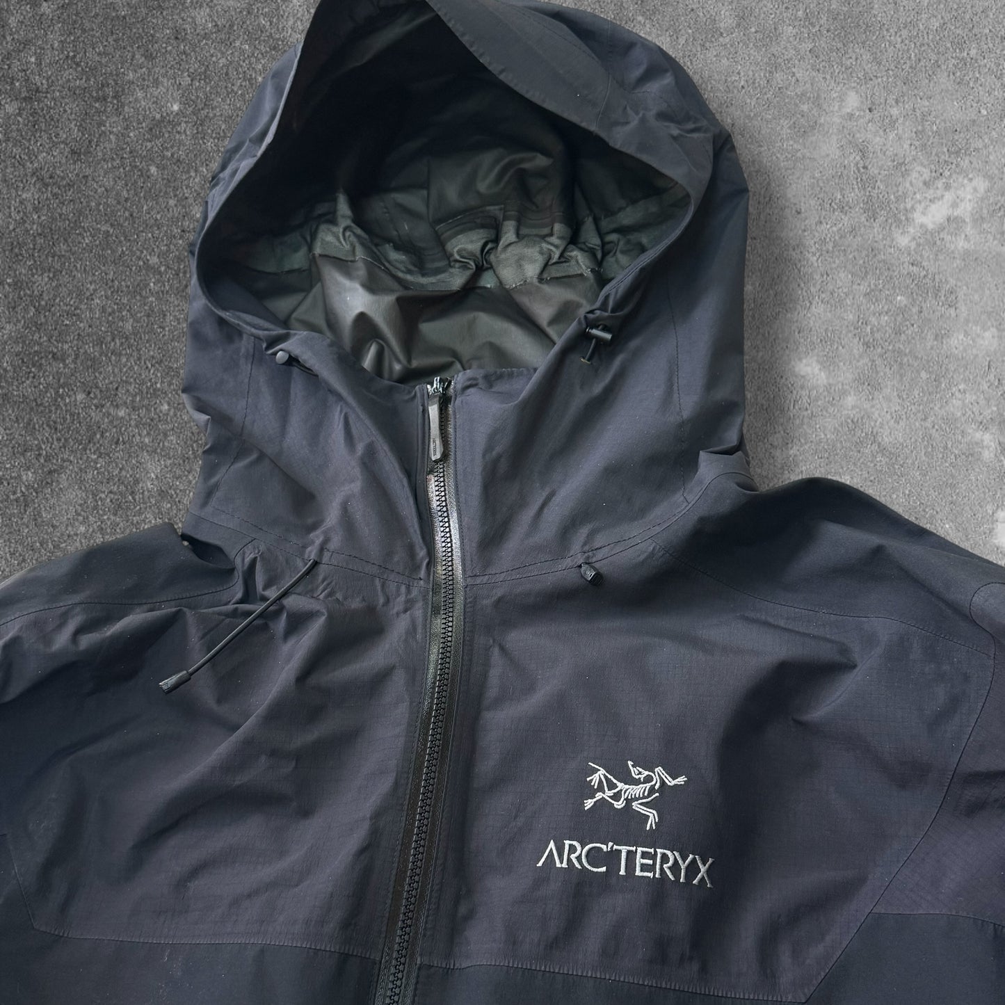 Arc'teryx Beta SL Hybrid Men's Large Black Gore-Tex RRP £450