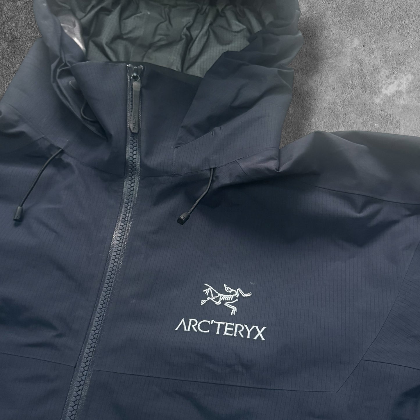 Arc'teryx Beta AR Gore-Tex Pro Jacket Men's XL Navy RRP £650