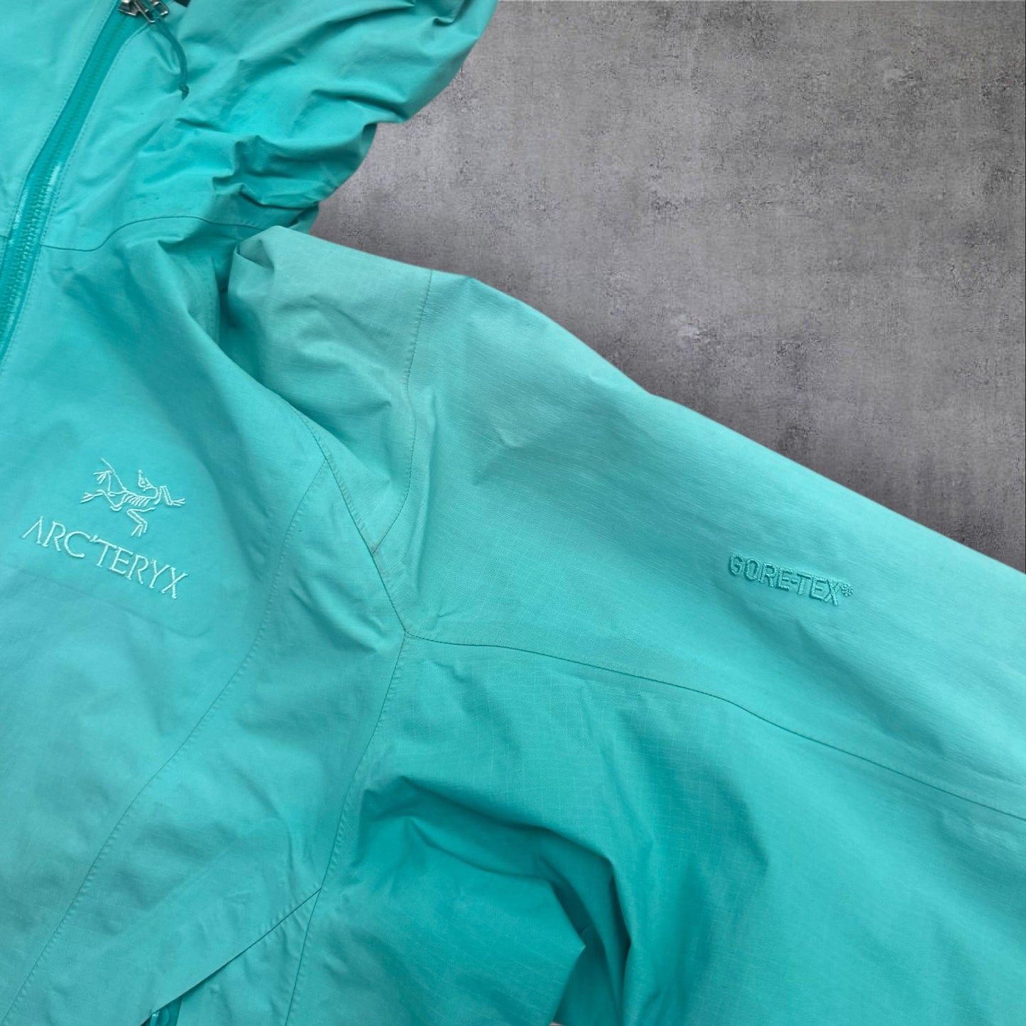 Arc’teryx Beta Goretex Jacket Womens Large Teal RRP £350