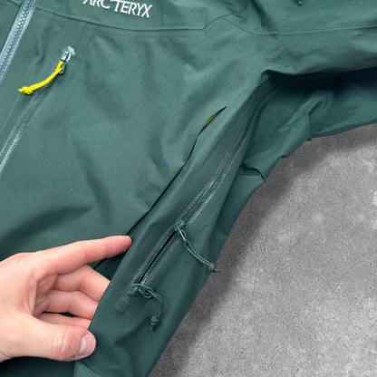 Arc'teryx Alpha SV Gore-Tex Pro Jacket Medium Green RRP £800