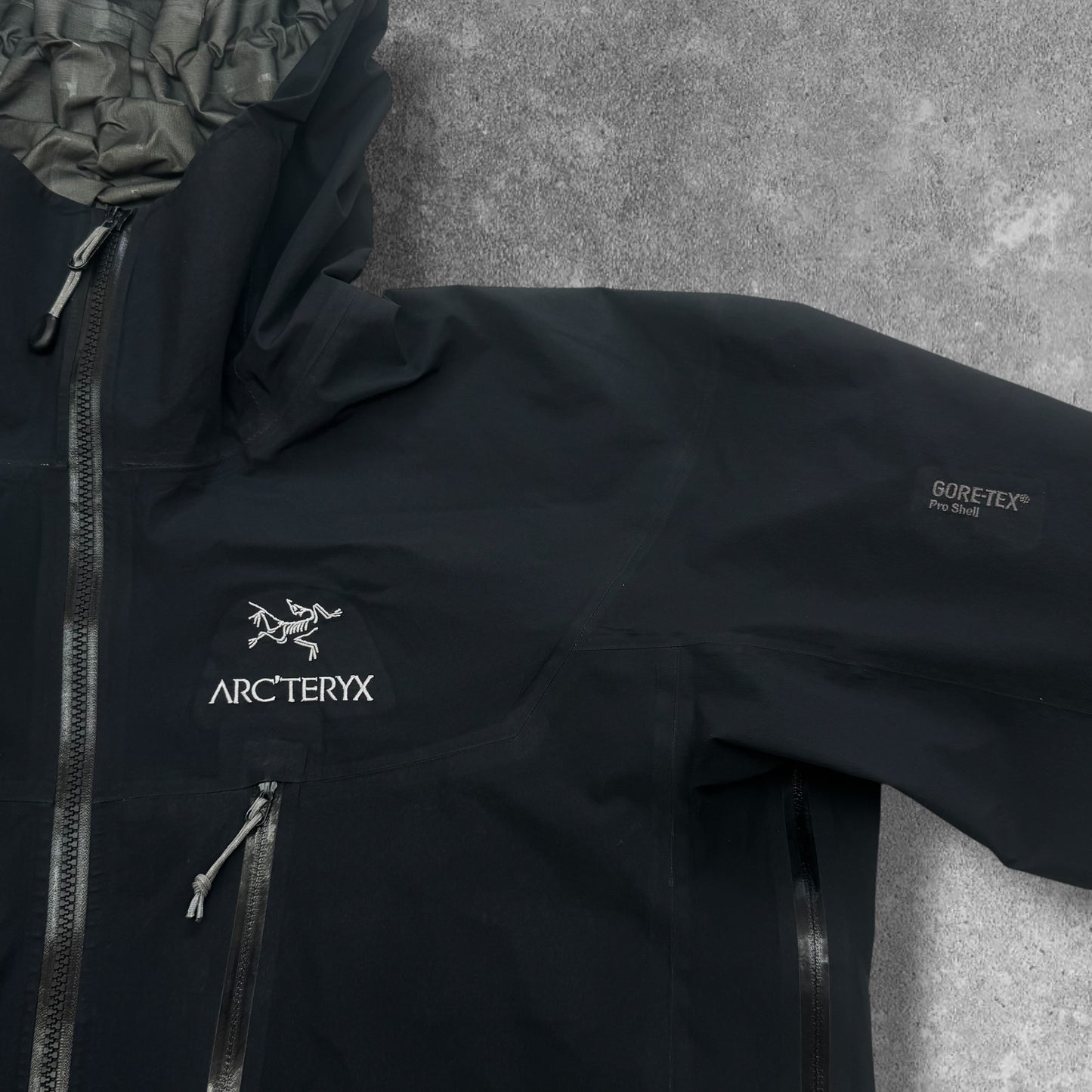 Arc'teryx Alpha LT Gore-Tex Pro Jacket Men's Large Black RRP £650