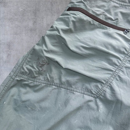 Vintage Arc’teryx Gamma Trousers RRP £250