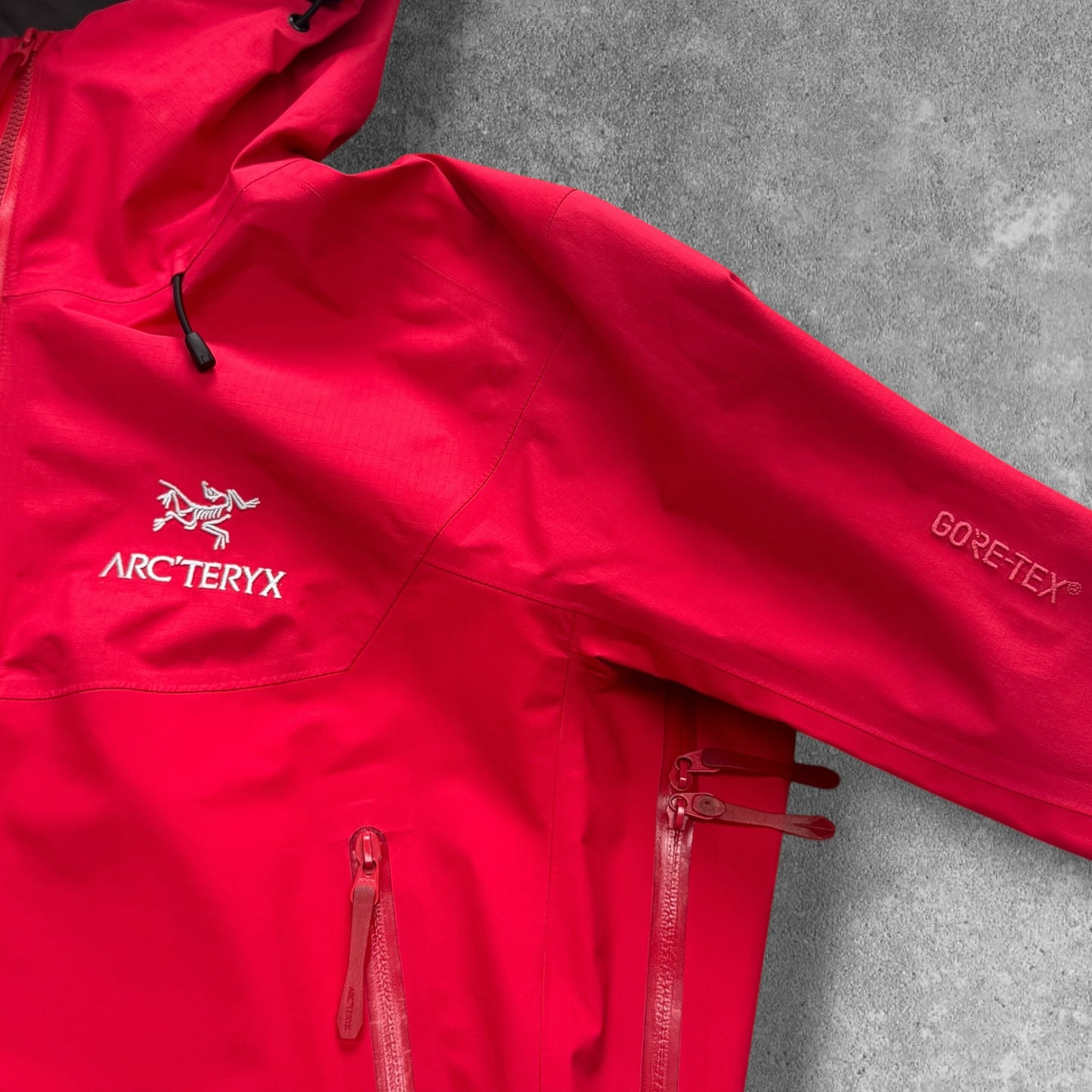 Arc'teryx Beta Gore-Tex Jacket Women's Medium RRP £400