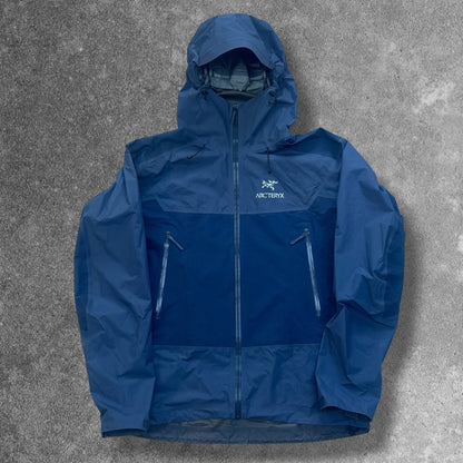 Arc'teryx Beta SL Gore-Tex Large Navy Two Tone RRP £400