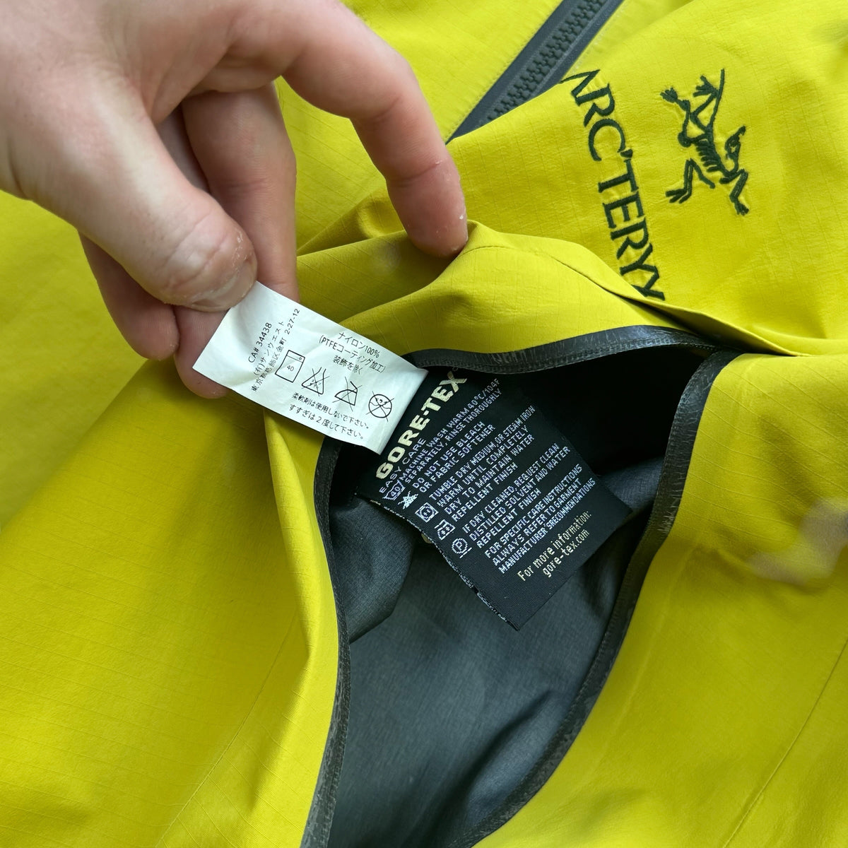 Vintage Arc'teryx Beta AR Gore-Tex Pro Jacket Lichfield Men's XL RRP £650