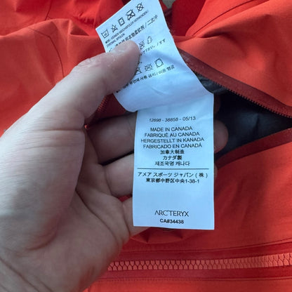 Arc’teryx Goretex Pro Jacket Cayenne Colourway RRP £550+