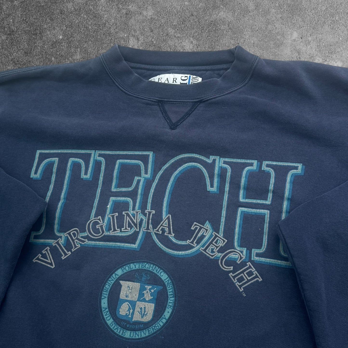 Vintage Gear for Sports Virginia Tech Crewneck Navy Large RRP £60