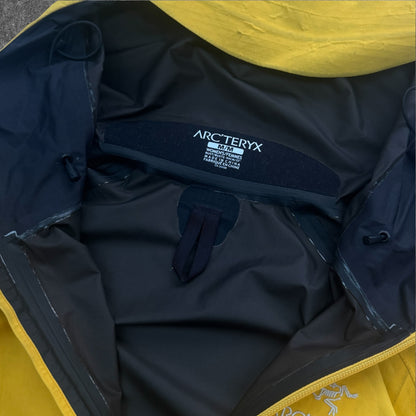 Arc'teryx Beta Gore-Tex Jacket Women's Medium RRP £550